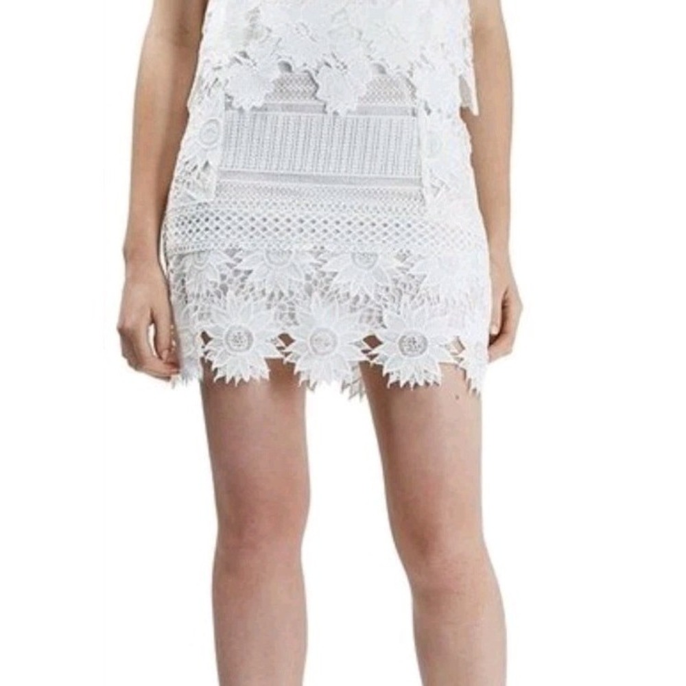 TOPSHOP Cutwork Flower Lace‎ Mini Skirt White Sz 4 Embroidered Crochet Cocktail